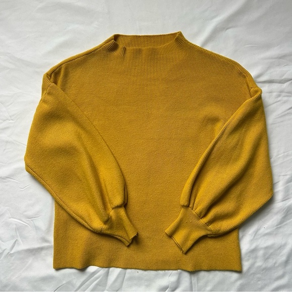 SHEIN Sweaters - SHEIN Yellow Sweater - Long sleeve